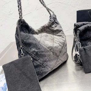 Shoulder Bags French Ladies Shopping Designer 22 Bags Blue Black Denim Diamond Pochette Silver Hardware Coin Lager Capacity Crossbody Shoulder Outdoor AAAA