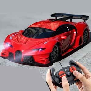 Diecast Modelo 1/16 Crianças RC Carro Brinquedos com Luz Led 2 4G Rádio Controle Remoto para Crianças Alta Velocidade Drift Racing Vehicle Boy Gifts 231017