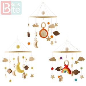 Mobiles Baby Rattle Toy Crochet Galaxy Mobile Wooden born Bell 012 Months Bed Holder Bracket Hanging Toys Infant Crib Gift 231017