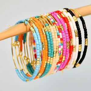 Orecchini a cerchio Accessori moda europei e americani Perle di riso colorate 4 cm esagerate grandi per le donne