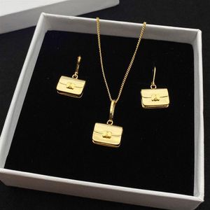 Designer Necklace Set Earrings For Women Luxurys Designers Gold Necklace Pendant Earring Fashion Jewerly Gift With Charm D2202181Z243G