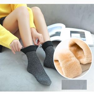 Frauen Baumwolle Glitter Socken Thermische Neue Mode Schwere Dicke Weiche Warme Schnee Hause Bodenbelag Fuzzy Winter Socks211J