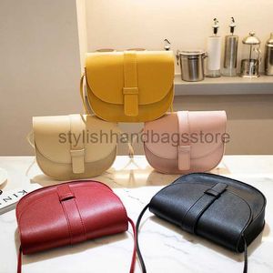 Cross Body Bags Small Women Purse säljer Soulder Messenger Bag Pu Leater Fasion Solid Yellow Black Crossbody Bag Bolsas Ladies Pursestylishhandbagsstore