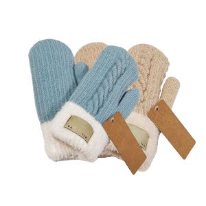 2023 Knitted mittens for mens women Autumn Winter warm solid color classic design couple gloves