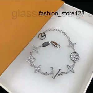 Chain Designer designer 2023 luxury elegant fashion womens letter pendant gold bracelet wedding necklace special design jewelry top quality alex ani chain 3XHT