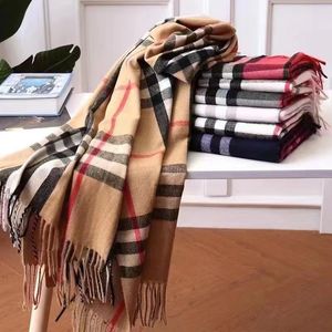 Av högsta kvalitet halsduk foulard luxe femme abbigliamento donna lusso jacquard knit halsduk mode klassisk tryckt check Big Plaid sjalar kashmir ull lång sjal