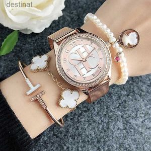 Kvinnors klockor 2023 New Fashion Women Luxury Diamond Watches Armband Ladies Quartz Watch Rose Gold Womens Wristwatch Shiny Crystal Reloj Mujerl231018