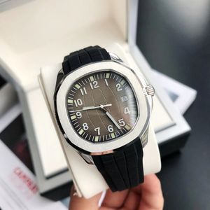 La fabbrica GD produce movimenti meccanici da uomo. Orologio 8215, movimento, cassa in acciaio inossidabile, cinturino in caucciù, quadrante grigio, vetro zaffiro e scatola.