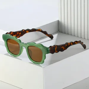 Sunglasses Designer Wave Frame Women For Men Trendy Sun Glasses Fashion Vintage Punk Small Square Cute Shades UV400