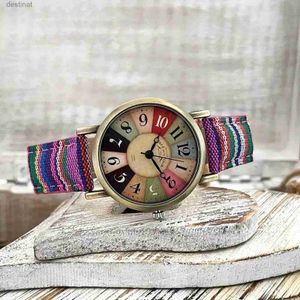 Kvinnors klockor för kvinnor med flerfärgade regnbågsmönster Mänhandband Watches for WomenL231018