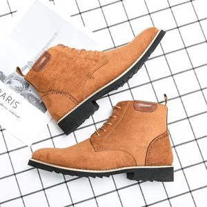 Boots Fashion Cowboy Boots Suede Shoes Men Casual Shoes Chelsea Motorcykelstövlar Herrens formella klänningstövlar Botas Masculinas 231018