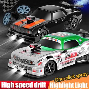 Diecast Model 2 4G Drift RC 4WD RC CAR TOY TOY REMOTE CONTROL GTR A86車両レースおもちゃのための男の子の子供の贈り物231017