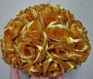 Dekoratif çiçekler 40 cm altın yapay şifreleme gül ipek çiçek öpüşme topları asılı top Noel süsleri doğum günü düğün