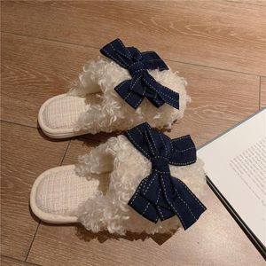 Pantofole in cotone con fondo morbido da donna autunno e inverno grigio marrone con fiocco decorazione per il tempo libero, camera da letto di casa calda e carina