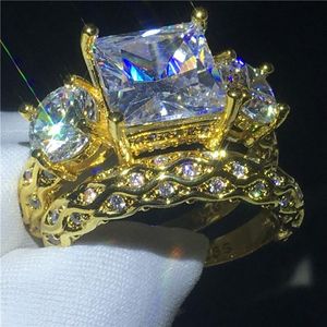 Zestaw w stylu vintage Trzy kamienne diament CZ Sona Stone 925 Srebrna rocznica Pierścień ślubna dla kobiet mężczyzn palec biżuteria 237y