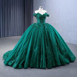 Emerald Green Sparkly Ball Gown Quinceanera klänningar från axeln 3d blommig gillter kjol söt 15 vestidos verde esmeralda