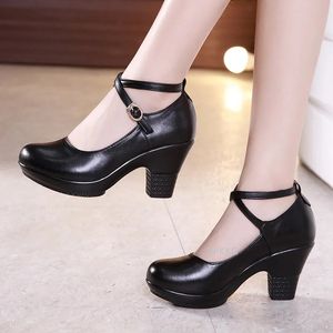 Scarpe eleganti Donna Sexy Tacchi alti Pelle con suola spessa Piattaforma Fondo Argento Nero Scarpe da lavoro Abito da donna Décolleté da sposa Zapatos Tacon Mujer 231016