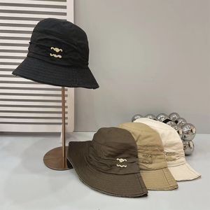 Gorro feminino primavera e outono moda designer balde chapéus metal carta bordado ao ar livre férias viagem proteção solar e sombreamento casquette