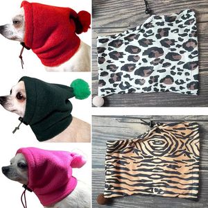 Dog Apparel Warm Hat Casual Pet Cap With Small Hair Ball Drawstring Adjustment Winter Cosplay Leopard Print Headgear 231017