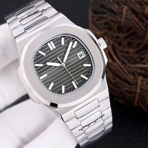 PP Luxus Uhr Silber Hülle Blaues Zifferblatt Nautilus 40 mm AAA Automatisch mechanische Sapphire Kristallglas Rücken Edelstahl Neue Styles Männliche Kalender -Armbanduhr Geschenk