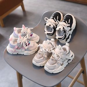 Ботинки, детская спортивная обувь, модные сетчатые дышащие кроссовки с перекрестной завязкой для мальчиков, весенне-осенние детские кроссовки для бега на открытом воздухе для девочек 231017