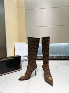 Designer Luxury V X F Collaboration Batchwork Denim Boots مع حقيبة غبار الصندوق الأصلية