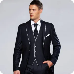 Abiti da uomo Abiti da sposa neri per uomo Blazer bianchi Risvolto con risvolto Slim Fit Smoking dello sposo Costume Homme Mariage 3 pezzi Bello Ternos