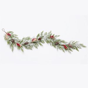 Decorações de Natal 15m PE Neve Spray Red Berry Pine Cone Agulhas Videira Guirlanda Porta Guarnição Rattan El Janela Pingente 231018