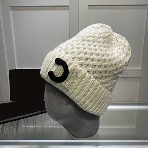 Caps Gestrickte Kappe Designer Hut Elastische Damen Ausgestattet Hüte Woolen Buchstaben Herren Bonnet Luxus Beanie Mode Warme Weote