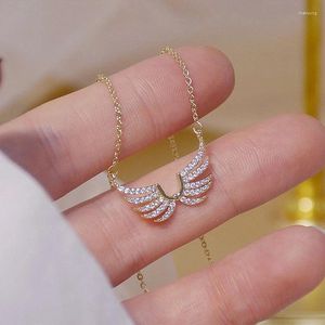 Anhänger Halsketten Luxus Gold Farbe Winkel Flügel Halskette Für Frauen Voll Gepflasterte CZ Stein Exquisite Hochzeit Party Geschenk Trendy schmuck