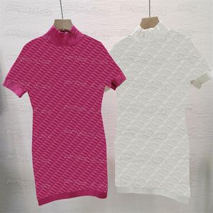 거북이 목 여자 드레스 3D 글자 INS 패션 캐주얼 드레스 백 지퍼 디자인 매력적인 슬림 드레스 2702