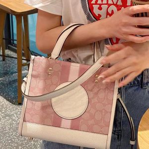 Tasarımcılar Çanta Omuz Torbası Alışveriş Çanta Debriyaj Açık Crossbody Çantalar Patchwork Nakış Gemici Kare Harf