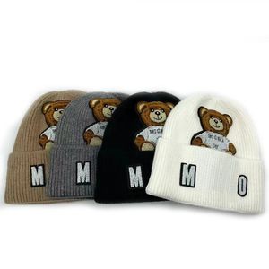 Nya mode designers beanie hatt skalle cap vinter unisex kashmir bokstäver avslappnad utomhushuven stickade hattar varma flerfärgade modebjörn beanies hatt inboll mössor