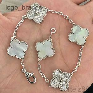 Designer Bracelet Luxury 4 Four Leaf Clover Charm Elegant Fashion 18k Gold Agate Shell Mother of Pearl Couple Holiday Special Counterrkim