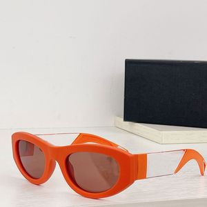 Solglasögon Kvinnor Designer Solglasögon för män och kvinnor Fashion Style Plus DG 6174 Shades Low-Key Face Form UV400 Strålningssäker full ram solglasögon glasögon