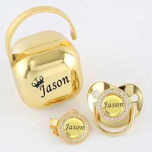 Succhietti per massaggiagengive Qualsiasi nome Personalizzato Oro Bling Catenella per ciuccio Clip Scatola per ciuccio Set BPA Tettarella ciuccio gratuita Custodia per ciuccio di lusso Baby Shower Regalo 231019