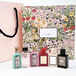 Zestaw perfum projektantów dla kobiet Bloom Flora Sparay 5ml*6pcs Suit 6 w 1 z pudełkiem Dobry zapach pozostawienie mgiełki Lady Body Mist Wysokiej jakości szybki statek