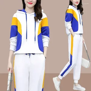 Pantaloni a due pezzi da donna Abiti bianchi contenenti cotone Primavera Autunno coreano Casual Sweatershirt Pantaloni sportivi Abito a due pezzi Mujer 2023