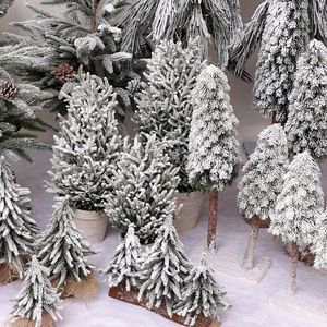 Noel Süslemeleri Mini Noel Ağacı Yapay Kar Tanesi Güzel Minyatür Noel Dekoratif Ev Mutfak Masaüstü Bitkileri Navidad 231019