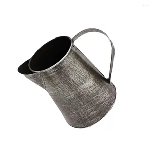 Vase Vintage Galvanized Metal Decorative Pitcher Vase French Farmhouse Tabletopは、ホームキッチンの注ぎハンドルで鼓動できます