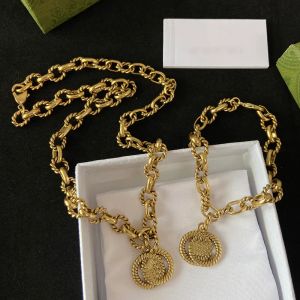 Top Bracciale di lusso Collana Gioielli di design per donna Collane con ciondolo Maglia cubana in oro Bracciali da uomo Ciondolo unisex Catena spessa 18k G