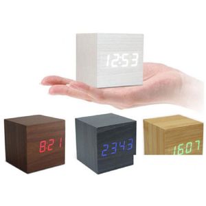 デスクテーブルクロック木製スタイル時計キューブLEDアラームコントロールデジタルデスク木製部屋の時刻日付温度機能ホームG DHIRD