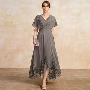 2024 Gray Elegant Mother of Bride Dress V-neck Sequined Appliques Lace A-line Chiffon Godmother Wedding Party Gowns