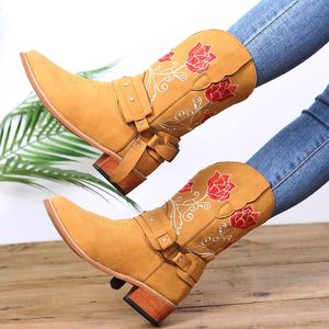 Boots 2024 Winter New Women Retro Brown Rose Embroidery Round Square Heel Western Cowboy Belt Buckle Knight 231019