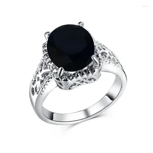 Cluster Rings Trendy Hollow Oval Black Zircon Ring For Women Engagement Party Wedding Female Jewelry Hand Accessories Size 6-10