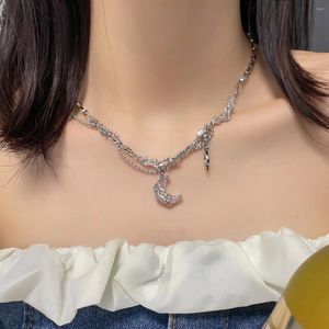 Pendanthalsband Luxur Design Star Moon Opal Halsband för kvinnor Fashion Korean Transparent Crescent Clavicle Chain Anniversary Gift