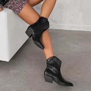 Botas 2023 novas mulheres ocidental tornozelo feminino plataforma de moda apontou toe designer sapatos deslizamento-em saltos altos senhoras retro bombas 231019