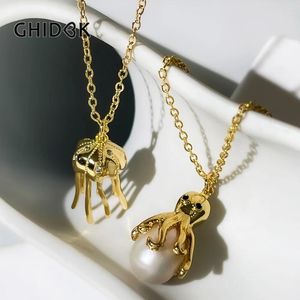 Pendant Necklaces GHIDBK 18K Gold Plated Octopus Natural Freshwater Pearl Necklace For Lady Unique Jellyfish Ocean Jewellery