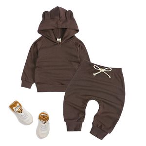 Kläderuppsättningar 2023 Nya hösten Children's Wear Boys 'Fashion Plaid Leisure Suit Boys' Baby Pure Cotton Sweater + Pants Two-Piece Sports Suit 231019