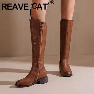 Botas REAVE CAT Senhoras Joelho-alto Botas 37cm Perna Larga Rodada Toe Salto Grosso 4.5cm Zipper Estilo Britânico Plus Size 47 48 Sapatos de Lazer 231018